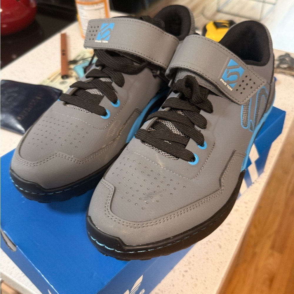 NEW Women’s FiveTen  Bike Shoes